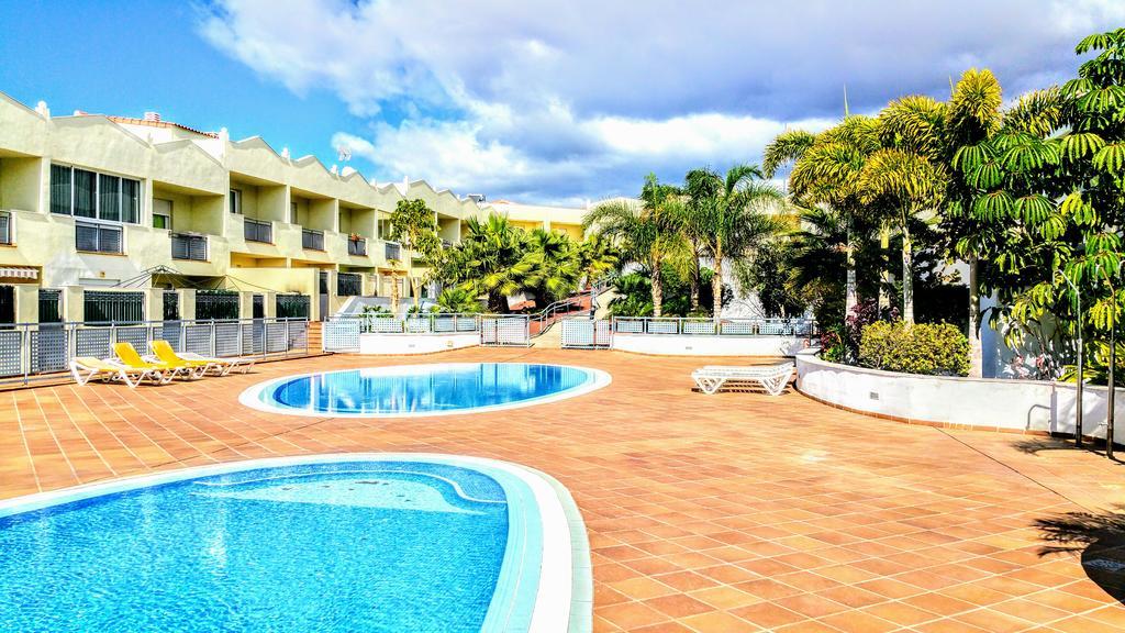 Townhouse Corona Costa Adeje Ngoại thất bức ảnh